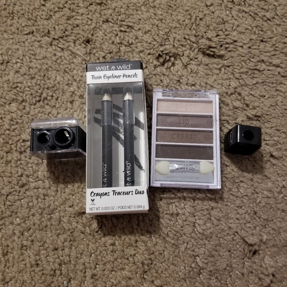 Eyeliner and Eyeshadow Bundle